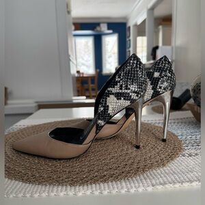Calvin Klein Snake Print & Nude Pointed Toe Heels Size 7M